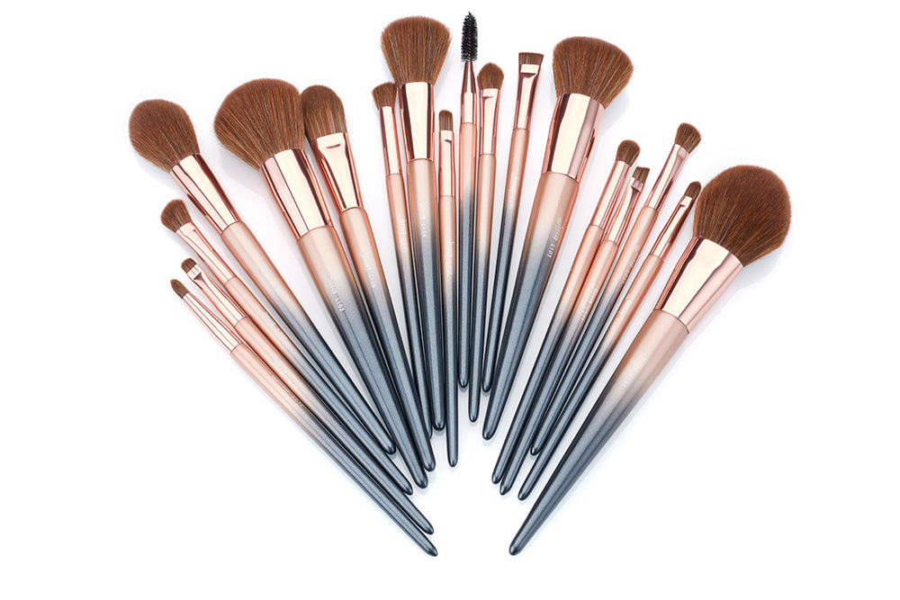 18PCS STARRY BLACK LUXURY BRUSH SET